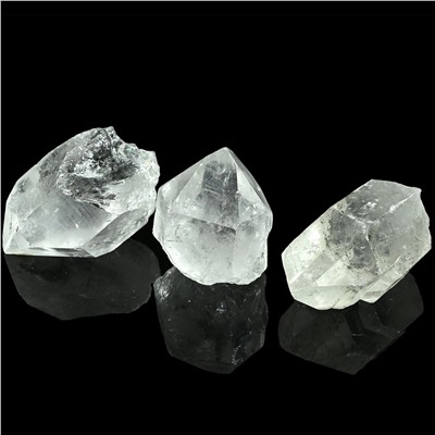 Кристалл горного хрусталя 62*35*33мм, 90-99г (L)