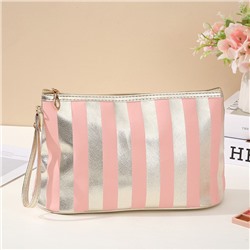Косметичка большая непромокаемая в полоску, размер 22*15,5*9 см.