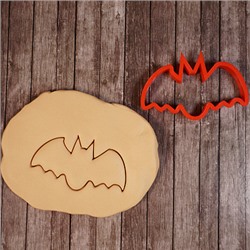 Вырубка для пряника  "Летучая мышь"  пластик, 11 см