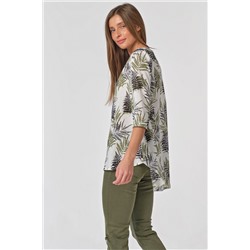 Блузка удлиненная свободная с принтом на белом