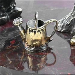 Садовник из бронзы на подставке из яшмы 230*180*155мм.