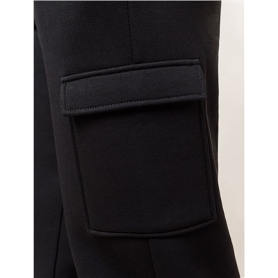 Брюки джоггеры с накладными карманами из футера трехнитки с начесом