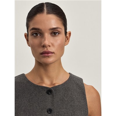 453629 ZARINA Жилет