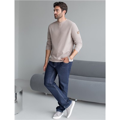 Джемпер легкий из фактурного эластичного трикотажа с принтом