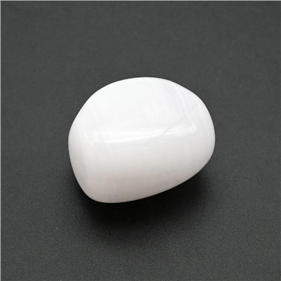 Минерал кальцит розовый 30*23*21мм, 28г (K)