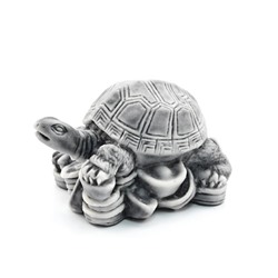 Фигурка из мраморной крошки "Черепаха на монетах 2" 58*40*35мм