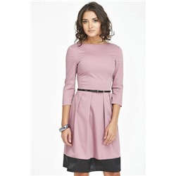 Платье с юбкой в складку розовое