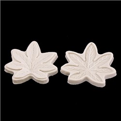 Силиконовый молд - вайнер "Лист Каннабиса" 7,5*7,5 см