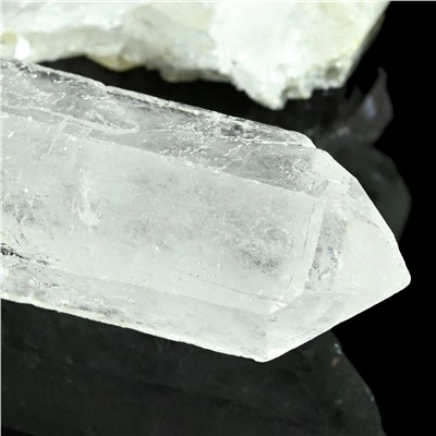 Кристаллы горного хрусталя 70*44*43мм, 120-139г