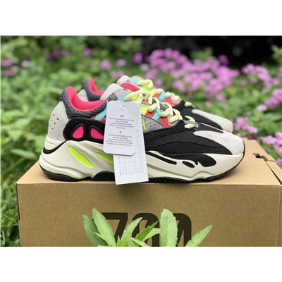 Кроссовки Adidas Yeezy boost 700