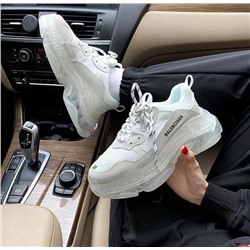 BALENCIAGA TRIPLE S
