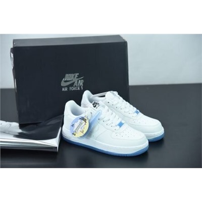 Nike Air Force 1 07 Lx
