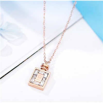 SALE! Подвеска на цепочке из ювелирной стали, "Шанель Love", 1 шт.
