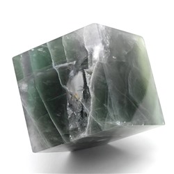 Куб из флюорита 59*61мм, 691г