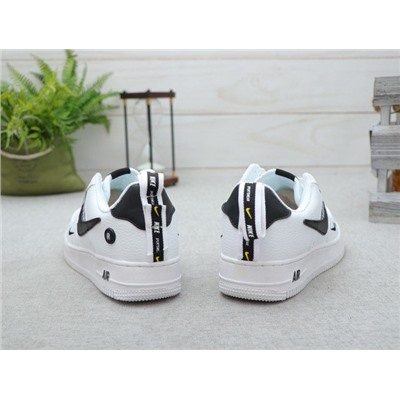 NIKE AIR FORCE 1 07 Lv8