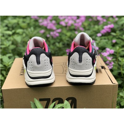 Кроссовки Adidas Yeezy boost 700