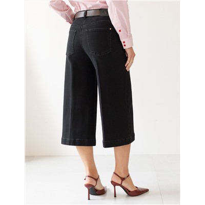 Джинсовые шорты бермуды со стрелками из эластичного денима