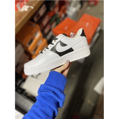 Nike Air Force 1 07 PRM