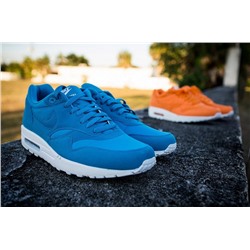 Кроссовки Nike Air Max 1