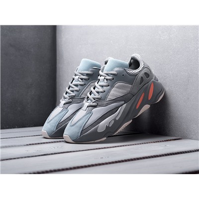 Кроссовки Adidas yeezy boost 700