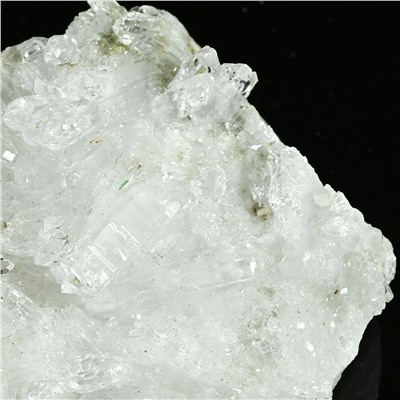 Кристаллы горного хрусталя 84*46*46мм, 200-219г