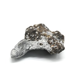 Минерал ставролит 37*32*12мм, 16г (G)