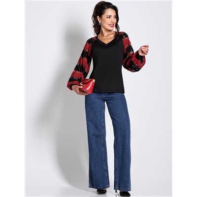Блузка черная трикотажная с кружевными рукавами