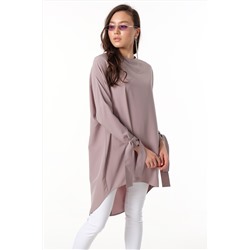 Блузка удлиненная расклешенная с длинным рукавом серо-бежевая