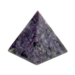 Пирамидка из чароита 50*50*50мм