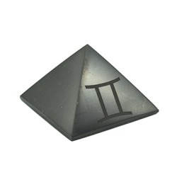 Пирамида из шунгита полированная знак зодиака "Близнецы", 50*50мм