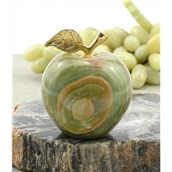 Яблоко из камня оникс 50*50*60мм.