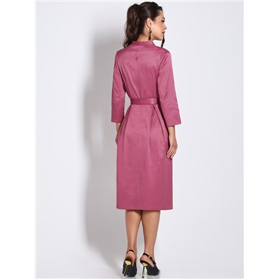 Платье розовое со складками на юбке