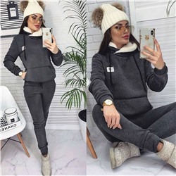 Спортивный костюм 897266