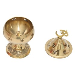 Лампадка С ОМКАРОЙ на крышке (латунь, высота 12,5 см.), 1 шт.