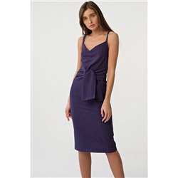 Платье приталенное на бретелях в полоску на темно-синем