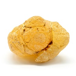 Самородный янтарь "Копал" 80*60*41мм, 90,5г