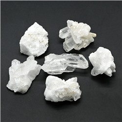 Кристаллы горного хрусталя 37*26*23мм, 20-29г (A)