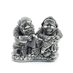 Фигурка из мрамолита "Дед и бабка, Хобби" 80*55*64мм