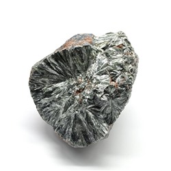 Камень серафинит "Клинохлор" 79*67*50мм, 308г