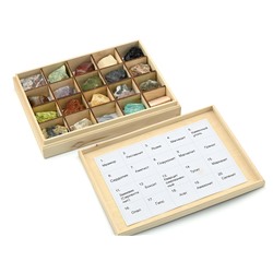 Коллекция минералов и горных пород 20 видов 220*160*40мм