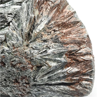 Камень серафинит "Клинохлор" 117*57*50мм, 405г