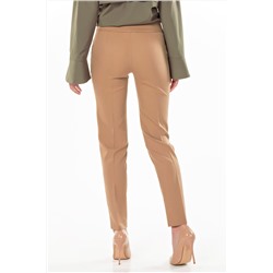 Брюки зауженные к низу со стрелками кэмел