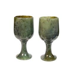 Пара нефритовых фужеров 49*49*98мм.