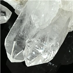 Кристаллы горного хрусталя 82*50*47мм, 180-189г
