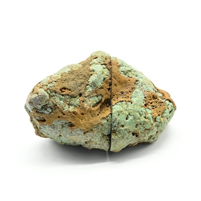 Минерал бирюза 2 половинки 51*42*42мм, 51*38*35мм