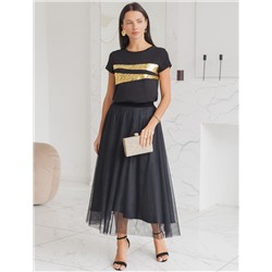 Нарядная футболка с золотистым принтом