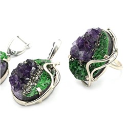 Кольцо и серьги из аметиста, уваровита и пирита, размер-17,5