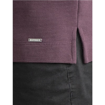 Лонгслив из мягкого фактурного трикотажа с плетеным воротником поло на пуговицах