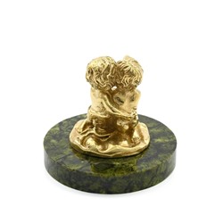 Знак зодиака из бронзы "Близнецы" на подставке из змеевика 50*50*46мм