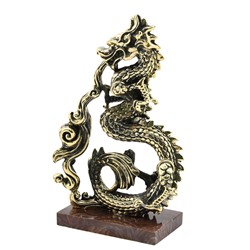 Дракон огнедышащий на подставке из лемезита 75*35*118мм
